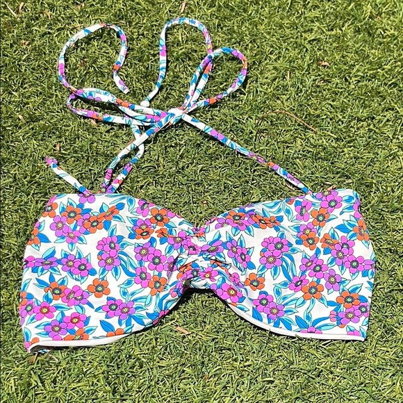 Frankie’s Bikini Foxy String Bandeau Bikini Top - Picture 4 of 6